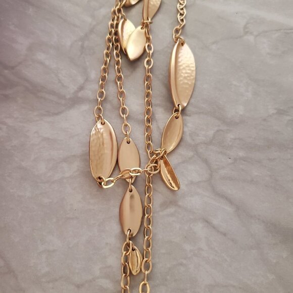 💖 Chicos Matte Gold Multi Strand Textured Statement Necklace 💖 - Picture 4 of 8